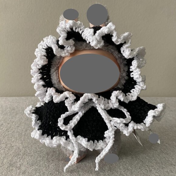 Handmade Crochet Black White Hooded Cloak Outfit for 17cm Doll 1-Piece Set - Picture 1 of 5